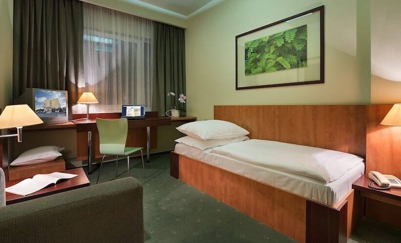 غرفة كومفورت فردية, Grand Litava Beroun