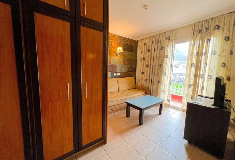 Номер Стандарт, La Aldea Suites