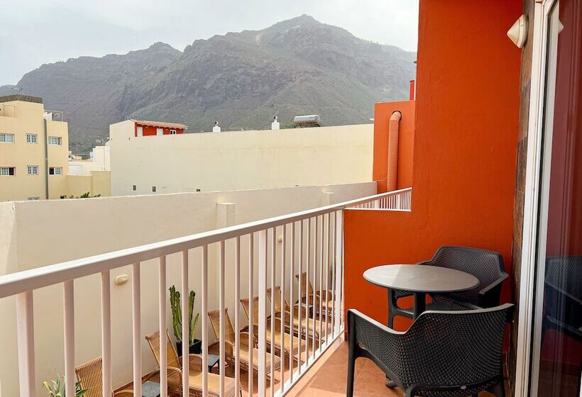 Номер Deluxe, La Aldea Suites