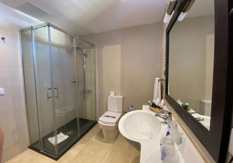 이코노미 룸, La Aldea Suites