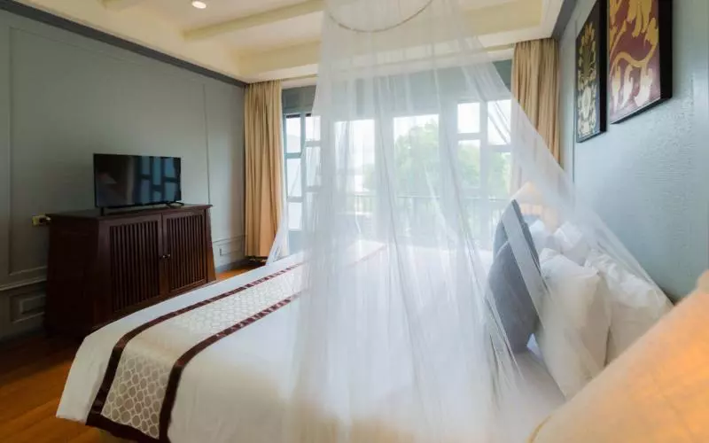 استودیوی استاندارد, Ma Doo Bua Stay Sha Extra Plus
