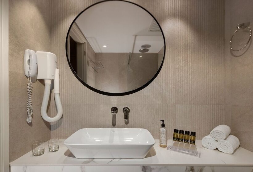 Семейный Номер, Platanista