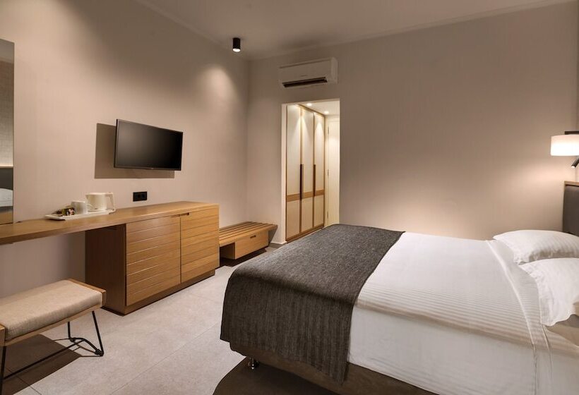 Номер Superior, Platanista