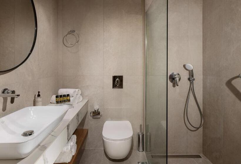 Семейный Номер, Platanista