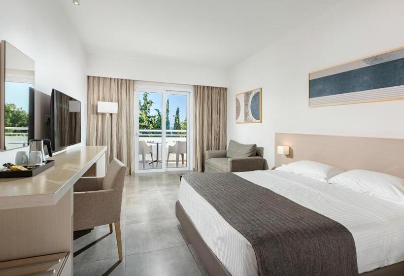 디럭스 룸, Platanista