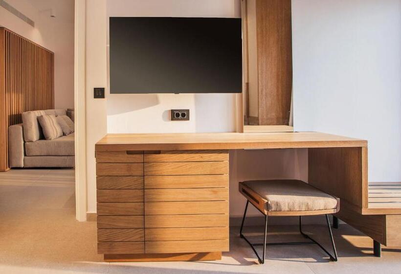 סוויטה אקזקיוטיב, Platanista