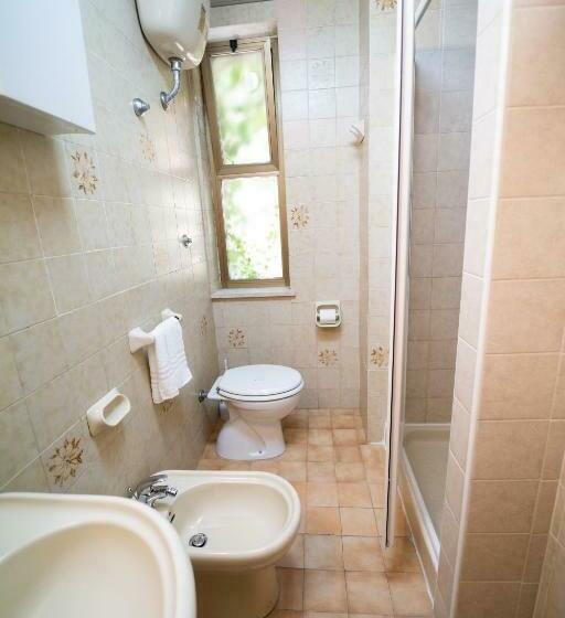 Номер Стандарт, San Pietro