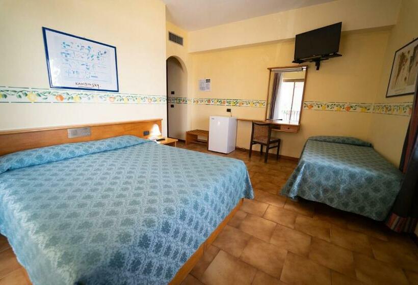 Номер Стандарт Трехместный, San Pietro