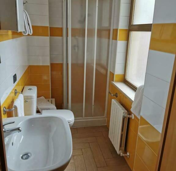 اتاق استاندارد چهار تخته, San Pietro