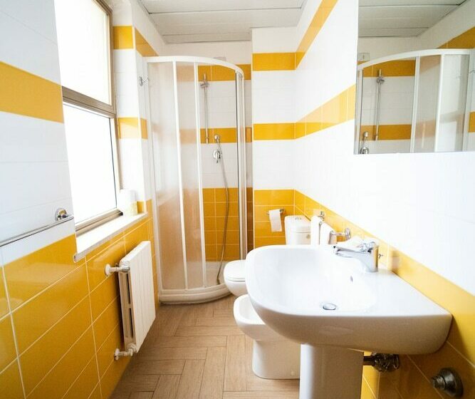 Номер Economy, San Pietro