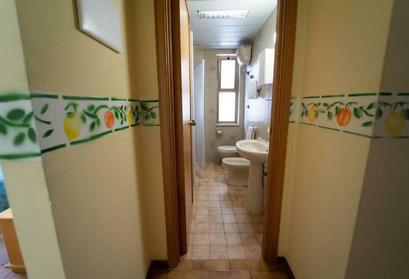 Номер Стандарт Вид на Море, San Pietro