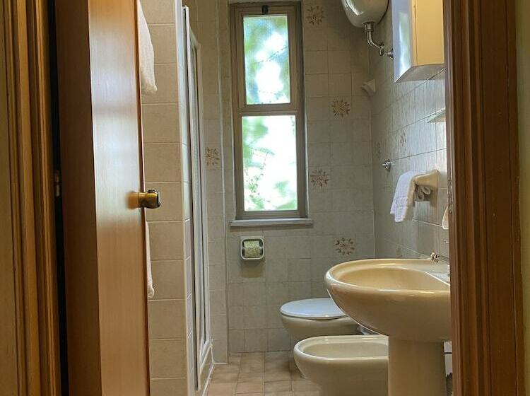 Четырехместный Номер Стандарт, San Pietro