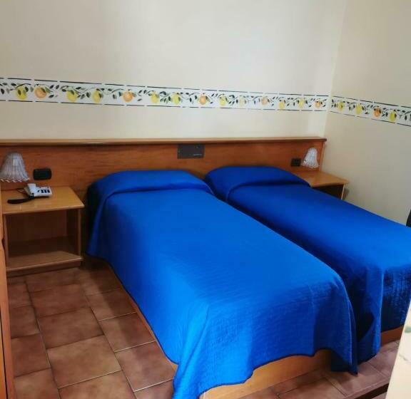 Номер Стандарт с Балконом, San Pietro