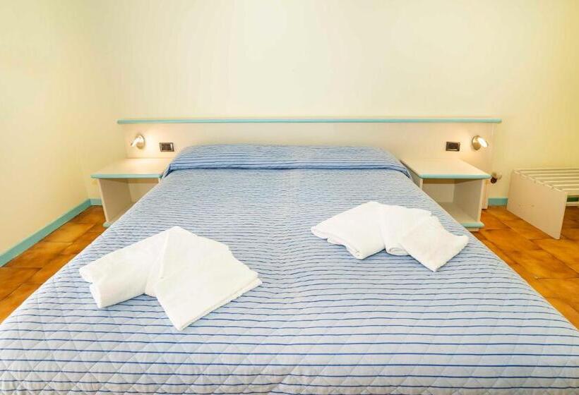 Номер Стандарт, San Pietro