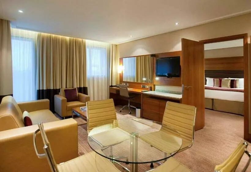 سوییت پرستیژ, Sofitel London Heathrow