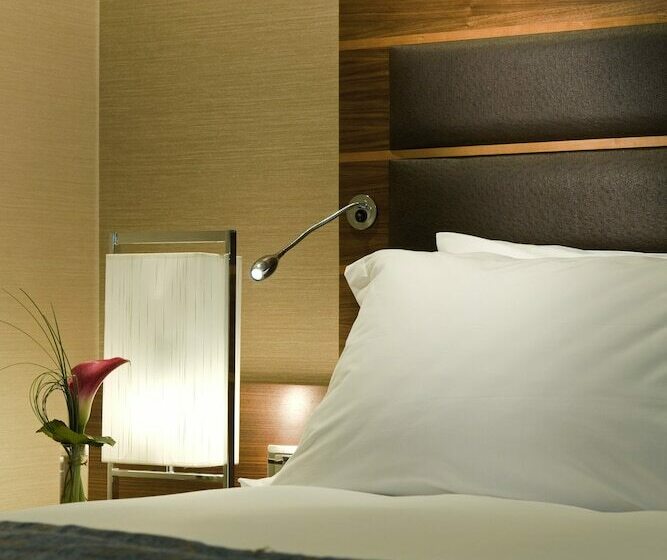 高级大房间, Sofitel London Heathrow