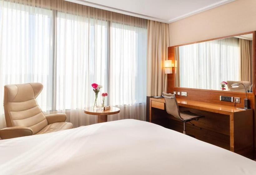 古典房间, Sofitel London Heathrow