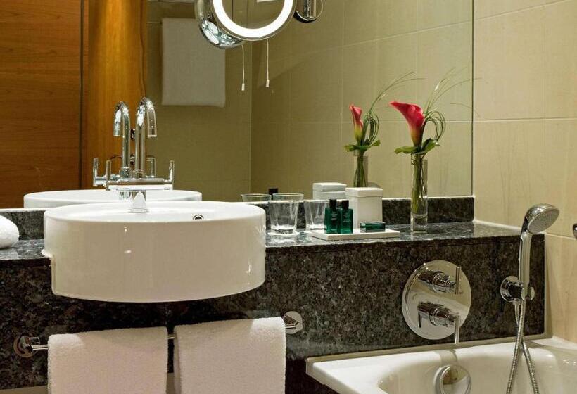 高级大房间, Sofitel London Heathrow