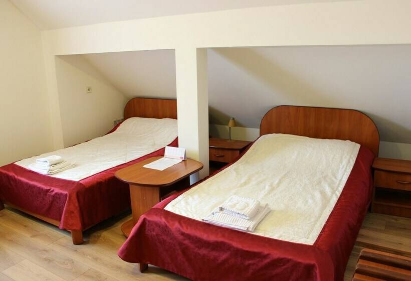 اتاق خانوادگی, Villa Severin