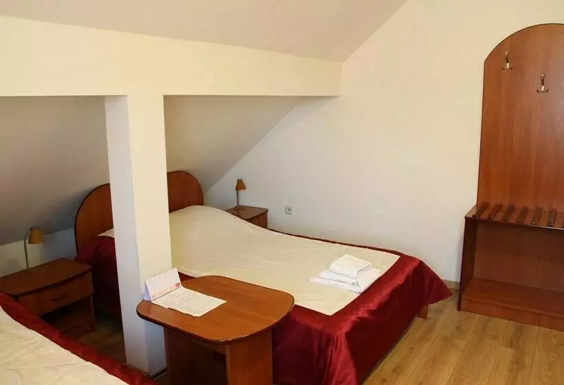 Chambre Familiale, Villa Severin