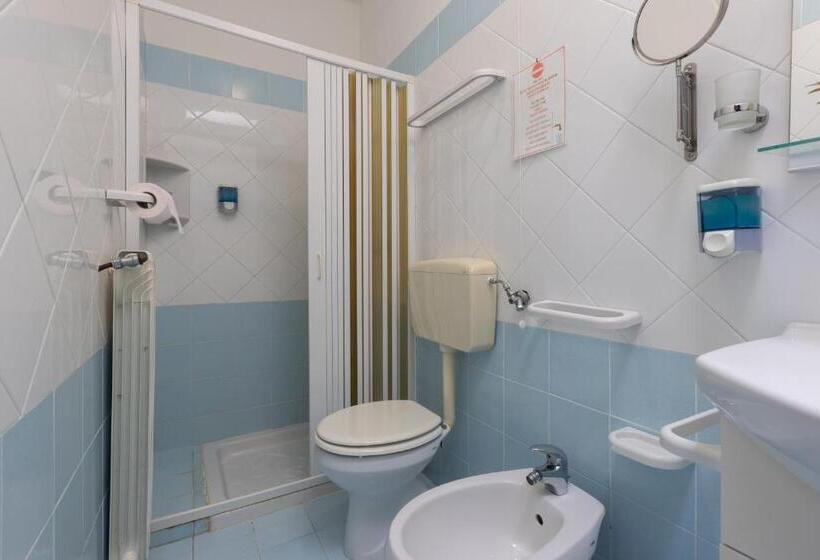 غرفة قياسية رباعية, Villa Vacanze Paradiso