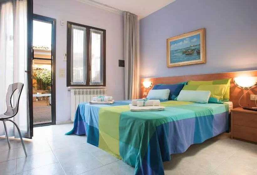 Standard Neljän Hengen Huone, Villa Vacanze Paradiso