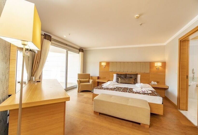 Семейный Номер, Maira Deluxe Resort Hotel Bodrum