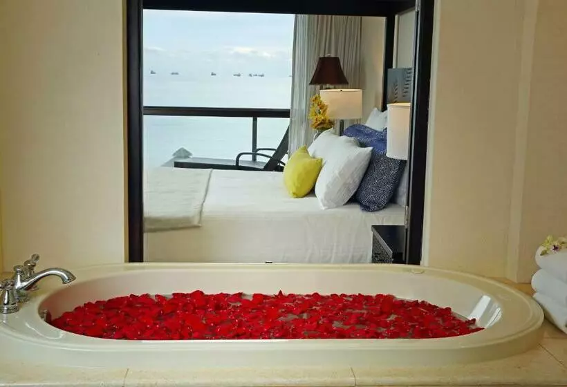 سوئیت جونیور کلوب با چشم‌انداز دریا, Dreams Playa Bonita All Inclusive