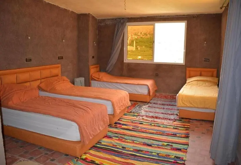 スタンダード4人部屋, Riad Dar Tagine