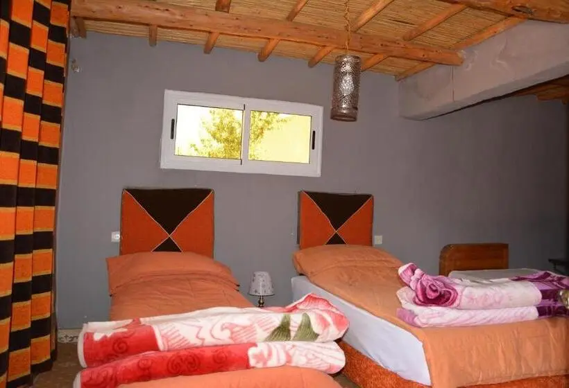スタンダード4人部屋, Riad Dar Tagine