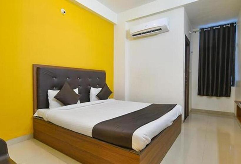 اتاق اجرایی سه نفره, Shubhshree