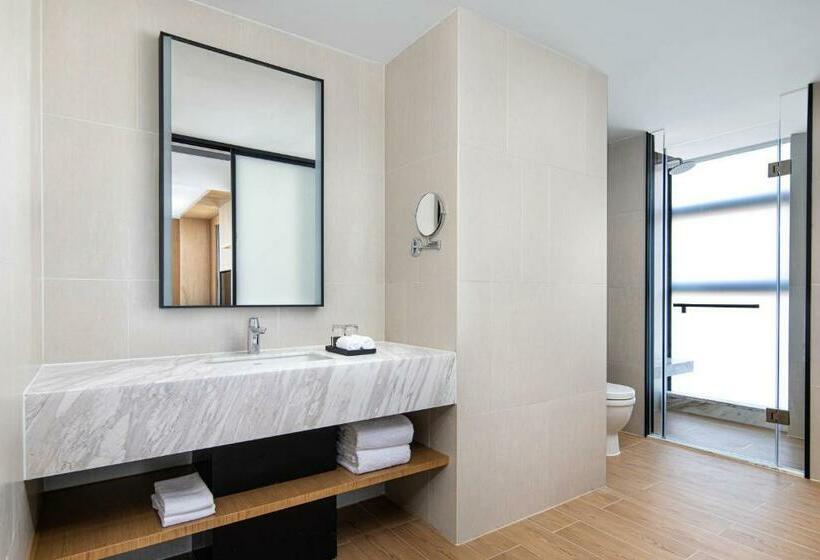 キングサイズベッドのスタンダードルーム, Fairfield By Marriott Guiyang Guanshanhu