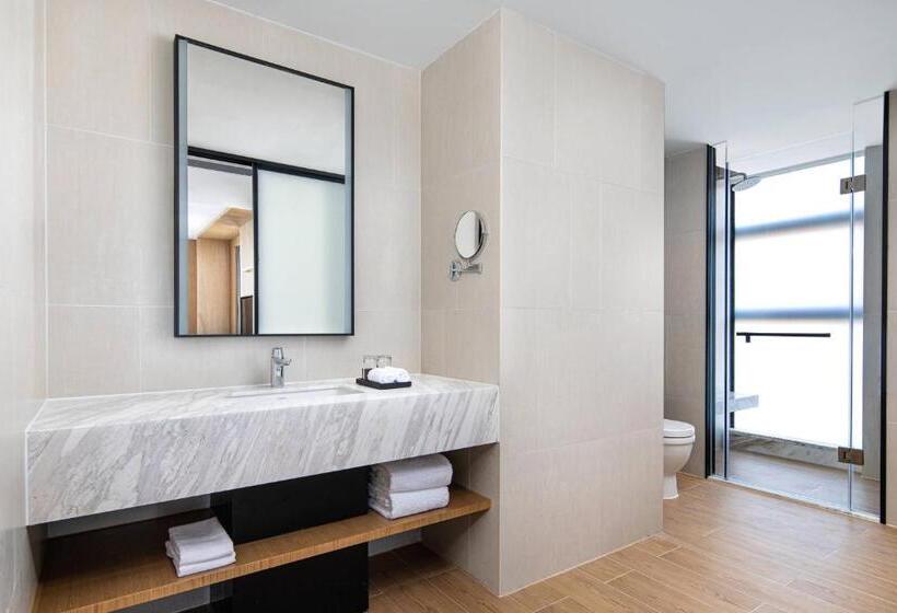 キングサイズベッドのスタンダードルーム, Fairfield By Marriott Guiyang Guanshanhu