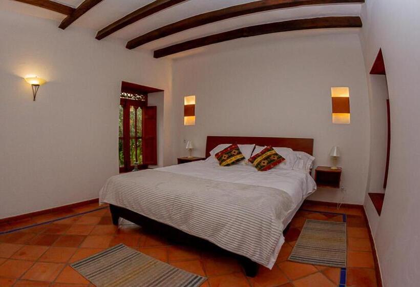 غرفة قياسية, Marquesa De Pinares