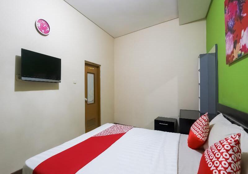 חדר סטנדרט, D Waru Homestay Syariah Near Jl Slamet Riyadi Mitra Reddoorz