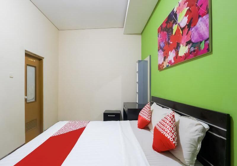 חדר סטנדרט, D Waru Homestay Syariah Near Jl Slamet Riyadi Mitra Reddoorz
