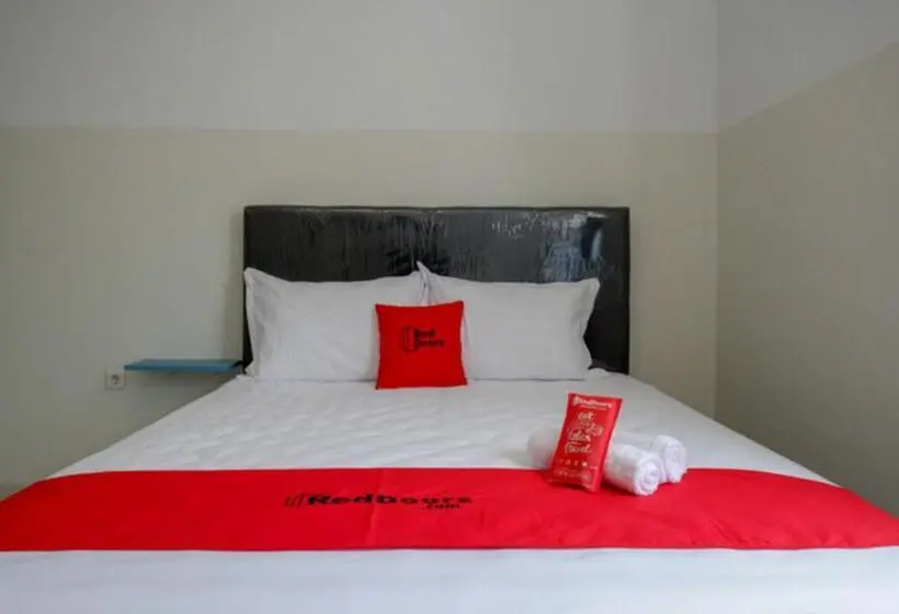 デラックスルーム, Reddoorz Near Tamansari Shopping Center Salatiga