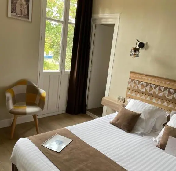 Standard-huone Puutarhanäkymä, Logis Hôtel  Restaurant Le Relais Guillaume De Normandy