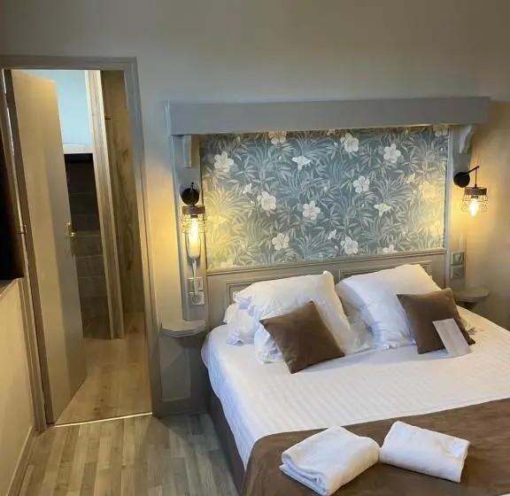 Standard-huone Puutarhanäkymä, Logis Hôtel  Restaurant Le Relais Guillaume De Normandy