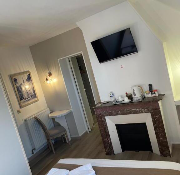 חדר סטנדרט נוף לגינה, Logis Hôtel  Restaurant Le Relais Guillaume De Normandy