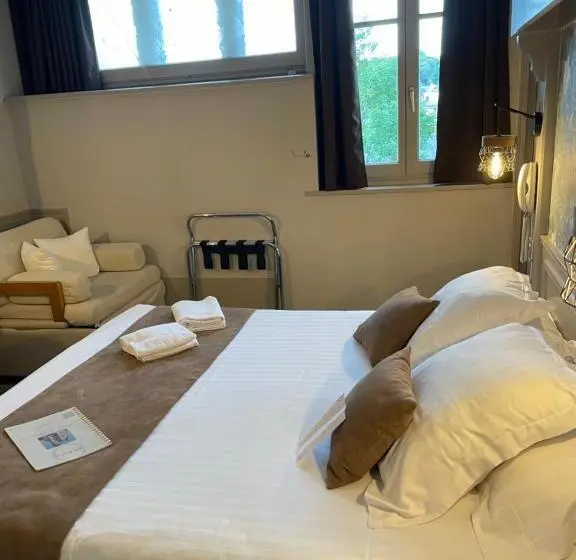 Standard-huone Puutarhanäkymä, Logis Hôtel  Restaurant Le Relais Guillaume De Normandy