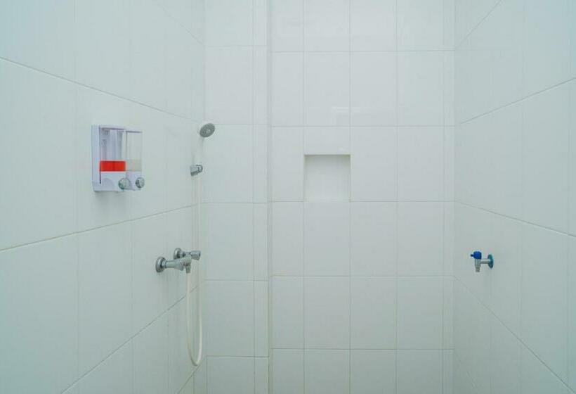 Cameră Deluxe, Urbanview Hotel Bubusini Batu By Reddoorz