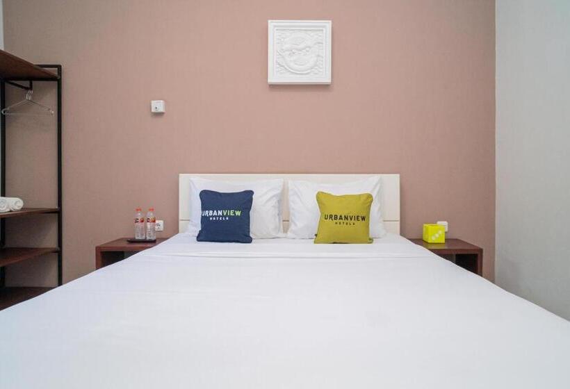 Cameră Economică, Urbanview Hotel Bubusini Batu By Reddoorz