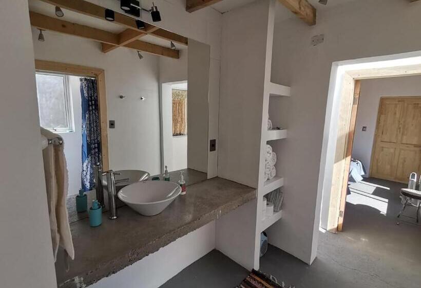 家族用バンガロー, Reset Elqui