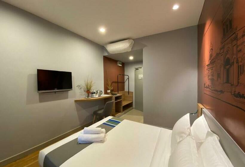 غرفة قياسية, Singgah Pengerang