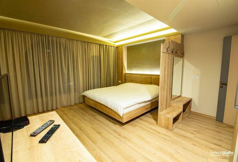 اتاق لوکس, Sahati Hotel & Restaurant