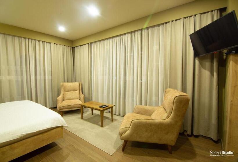 اتاق لوکس, Sahati Hotel & Restaurant