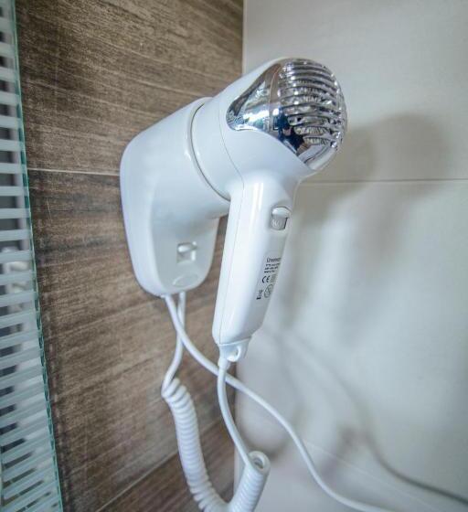 اتاق کلاسیک چهارنفره, Sahati Hotel & Restaurant