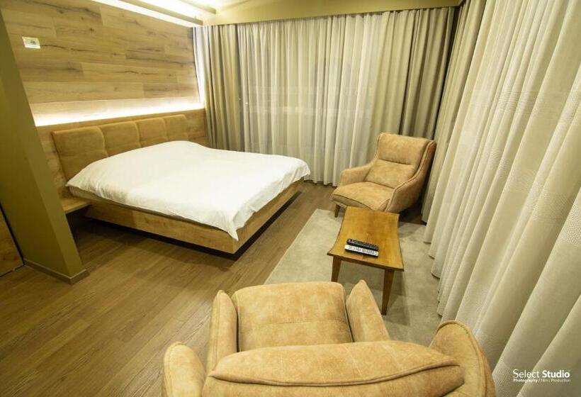 اتاق لوکس, Sahati Hotel & Restaurant