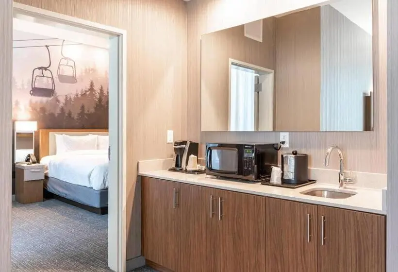 キングサイズベッドのスイートルーム, Courtyard By Marriott Salt Lake City Cottonwood